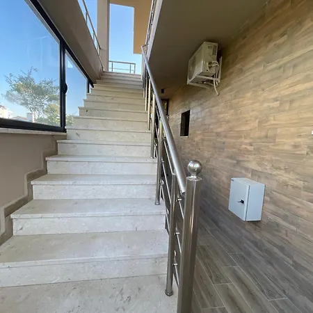 Apartment Sea Pearl - By Enjoy Travel Golem (Tirana)